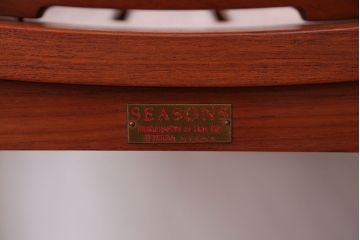 中古　TERRA(テラ)チーク材のアームチェア2脚セット