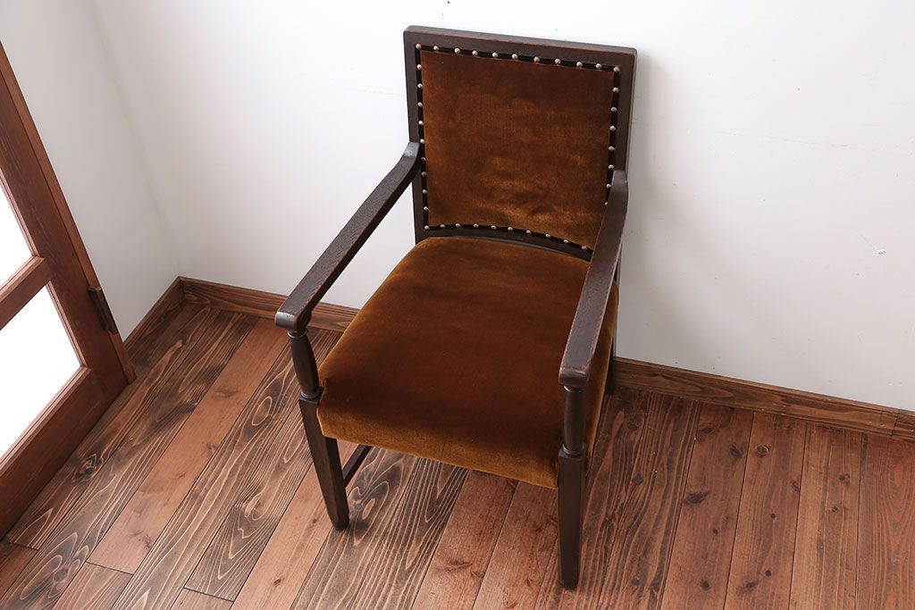 アンティーク家具　大正ロマン　ラグジュアリーな古いナラ材のアームチェア