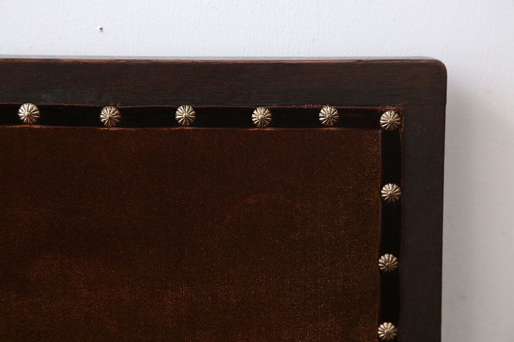 アンティーク家具　大正ロマン　ラグジュアリーな古いナラ材のアームチェア