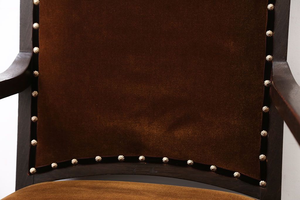 アンティーク家具　大正ロマン　ラグジュアリーな古いナラ材のアームチェア