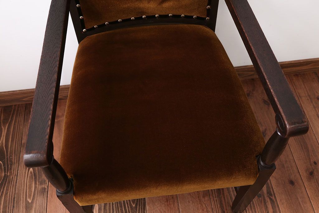 アンティーク家具　大正ロマン　ラグジュアリーな古いナラ材のアームチェア