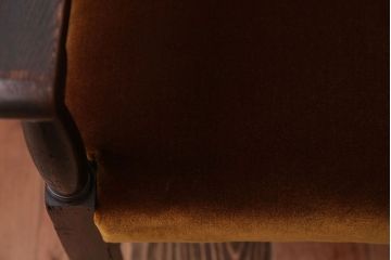 アンティーク家具　大正ロマン　ラグジュアリーな古いナラ材のアームチェア