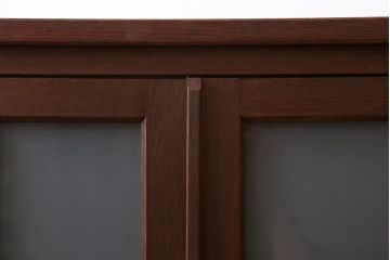 アンティーク家具　和製アンティーク　すりガラス扉の脚付きキッチンキャビネット(作業台・本箱)