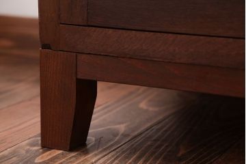 アンティーク家具　和製アンティーク　すりガラス扉の脚付きキッチンキャビネット(作業台・本箱)