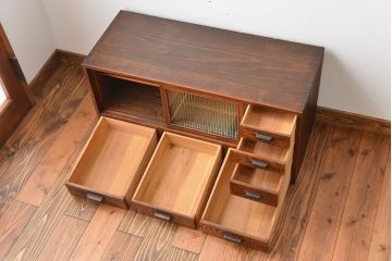 アンティーク家具　古民具・骨董　前面欅材!上質で高級な和製アンティークローボード