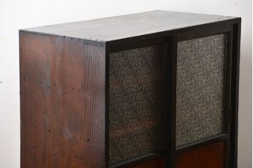 アンティーク家具　和製アンティーク　ダイヤガラス入り!モダンな収納棚