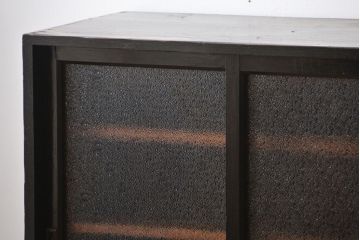 アンティーク家具　和製アンティーク　ダイヤガラス入り!モダンな収納棚