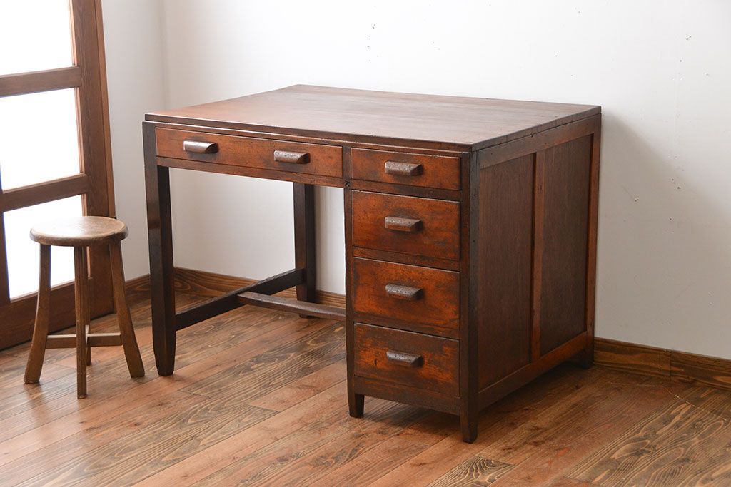 アンティーク家具　アンティーク　古いカバ材とナラ材の味わい深い片袖机