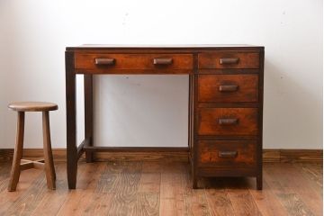 アンティーク家具　アンティーク　古いカバ材とナラ材の味わい深い片袖机