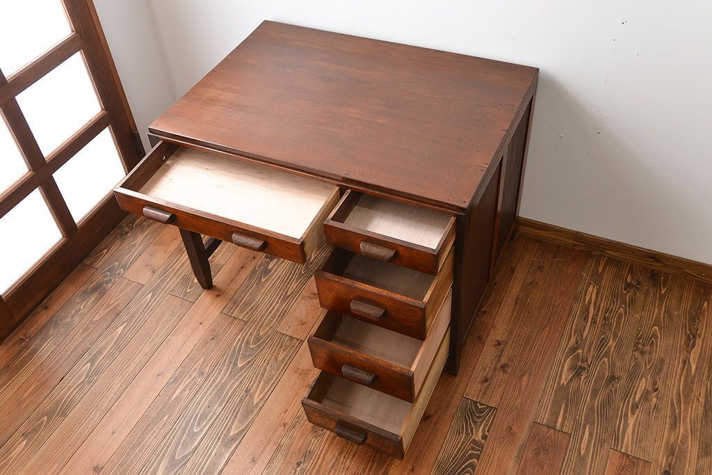 アンティーク家具　アンティーク　古いカバ材とナラ材の味わい深い片袖机