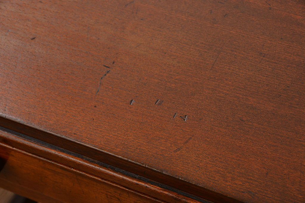 アンティーク家具　アンティーク　古いカバ材とナラ材の味わい深い片袖机