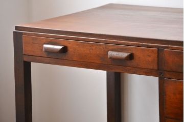 アンティーク家具　アンティーク　古いカバ材とナラ材の味わい深い片袖机