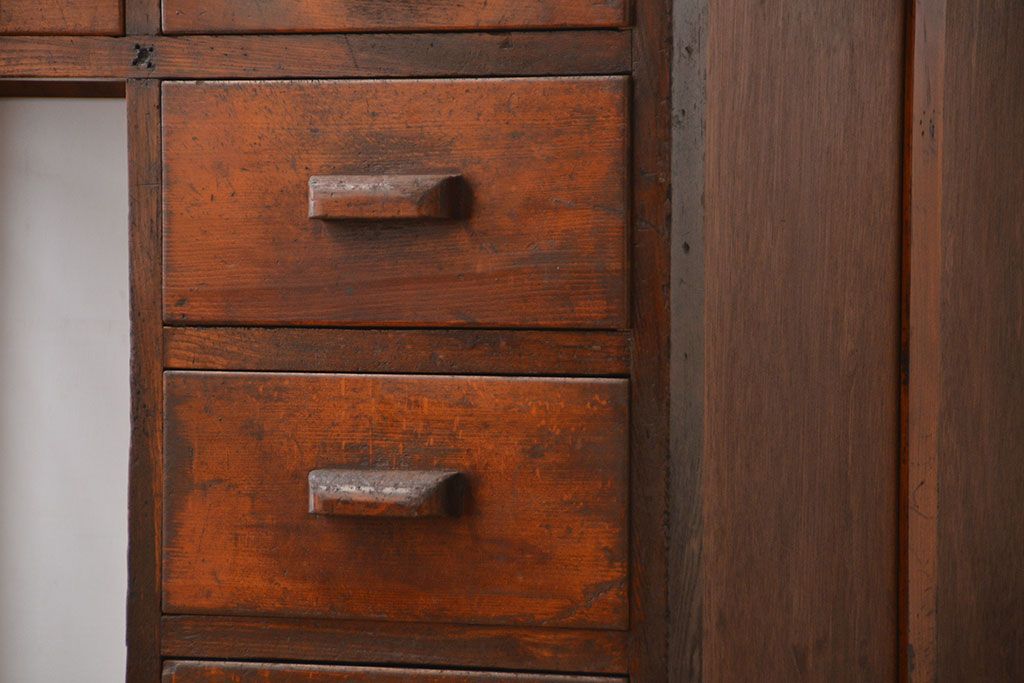 アンティーク家具　アンティーク　古いカバ材とナラ材の味わい深い片袖机
