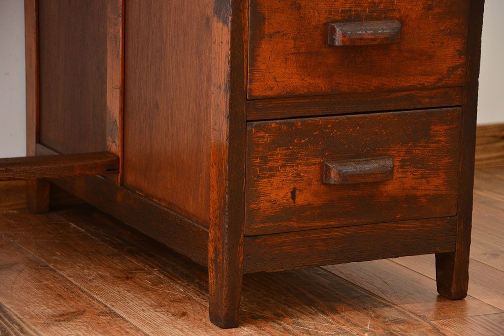 アンティーク家具　アンティーク　古いカバ材とナラ材の味わい深い片袖机