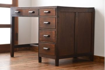 レトロ家具　昭和レトロ　古い木製のシンプルなアンティークデスク(片袖机)