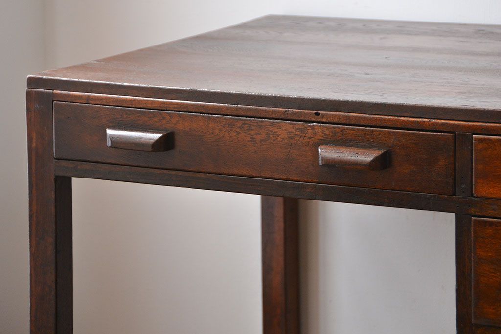 レトロ家具　昭和レトロ　古い木製のシンプルなアンティークデスク(片袖机)