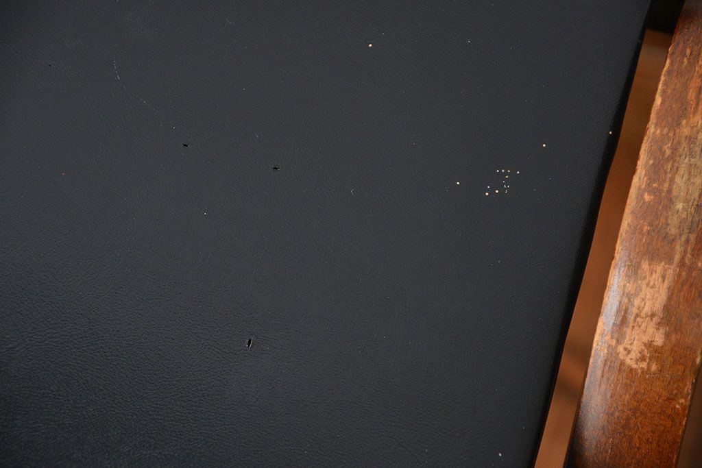 中古　秋田木工のおしゃれな曲げ木スツール