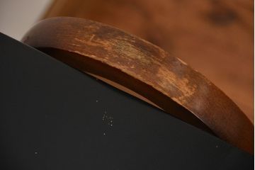 中古　秋田木工のおしゃれな曲げ木スツール