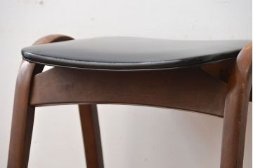 中古　秋田木工のおしゃれな曲げ木スツール