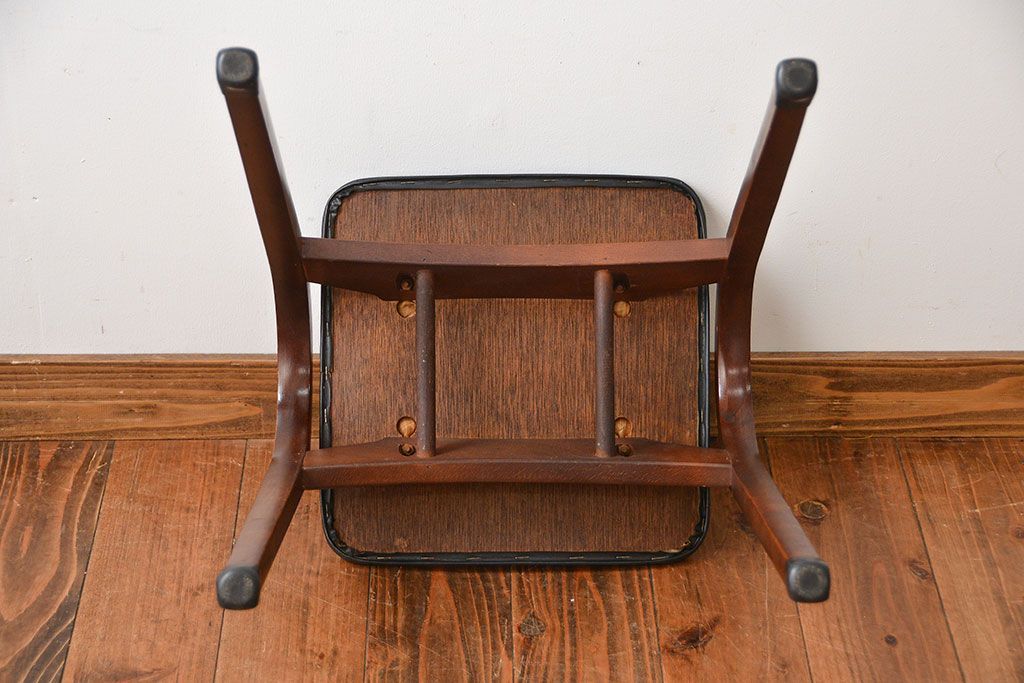 中古　秋田木工のおしゃれな曲げ木スツール