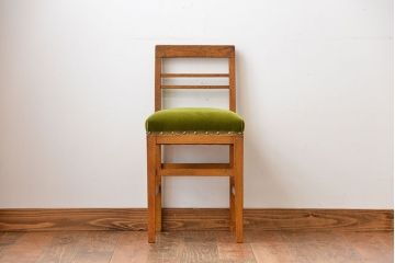 レトロ家具　昭和レトロ　古いナラ材の小さなかわいいチェア