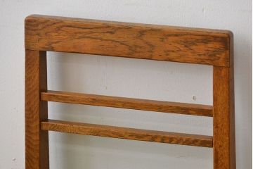 レトロ家具　昭和レトロ　古いナラ材の小さなかわいいチェア