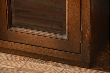 中古　高級品!永田良介商店製　面取りガラス収納棚付き本棚(飾り棚)(定価約58万円)