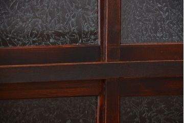 アンティーク家具　和製アンティーク　結霜ガラス入り!木製の小ぶりな引き戸収納棚(水屋箪笥)(1)