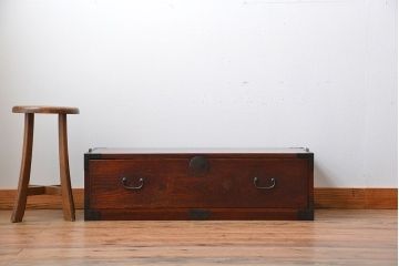 アンティーク家具　古民具・骨董　欅材!丸金具の時代箪笥テレビボード(ローボード)