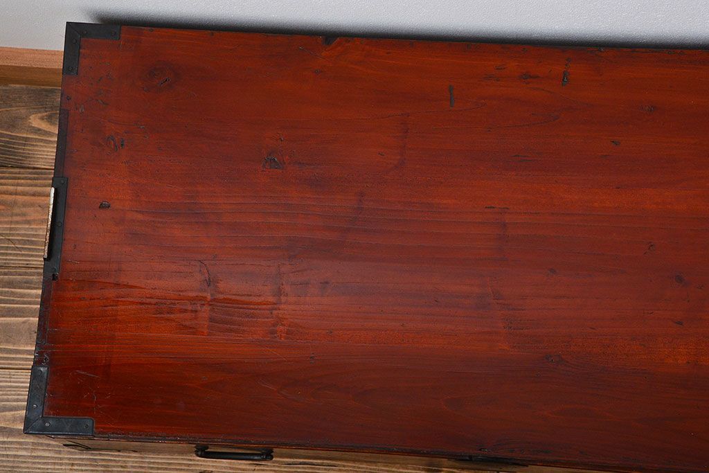 アンティーク家具　古民具・骨董　欅材!丸金具の時代箪笥テレビボード(ローボード)