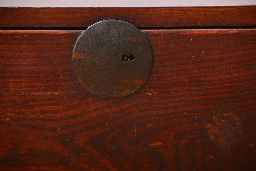 アンティーク家具　古民具・骨董　欅材!丸金具の時代箪笥テレビボード(ローボード)