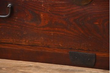 アンティーク家具　古民具・骨董　欅材!丸金具の時代箪笥テレビボード(ローボード)
