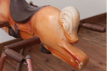 アンティーク雑貨　イギリスアンティーク　小さなかわいいロッキングホース