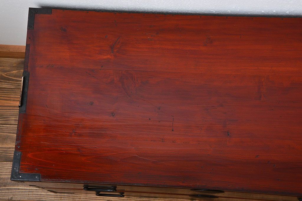 アンティーク家具　古民具・骨董　欅材!丸金具の時代箪笥テレビボード(ローボード)(2)