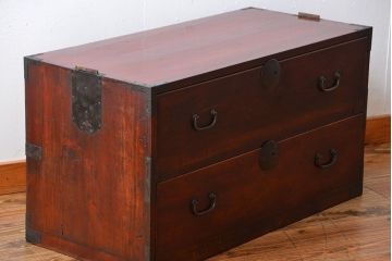 アンティーク家具　古民具・骨董　欅材!丸金具の時代箪笥テレビボード(ローボード)(2)