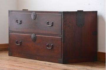 アンティーク家具　古民具・骨董　欅材!丸金具の時代箪笥テレビボード(ローボード)(2)