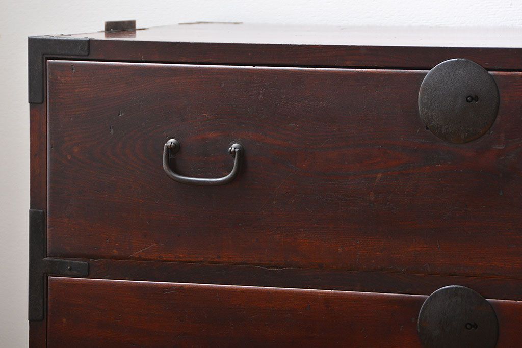 アンティーク家具　古民具・骨董　欅材!丸金具の時代箪笥テレビボード(ローボード)(2)