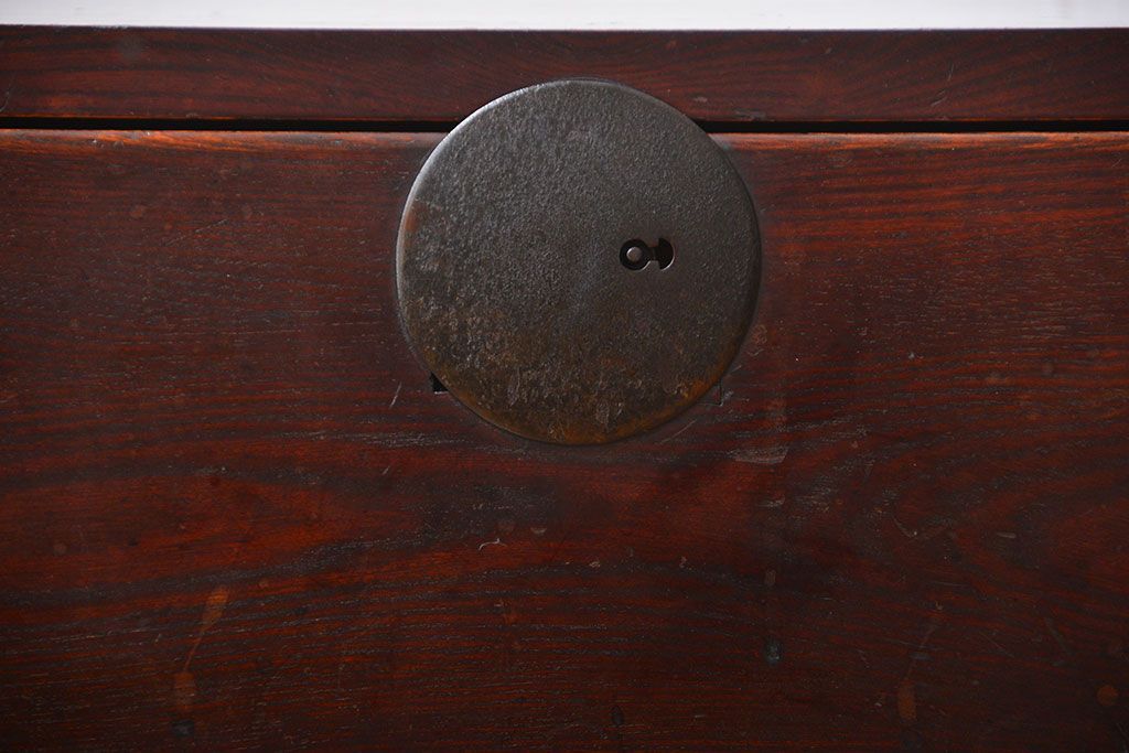 アンティーク家具　古民具・骨董　欅材!丸金具の時代箪笥テレビボード(ローボード)(2)