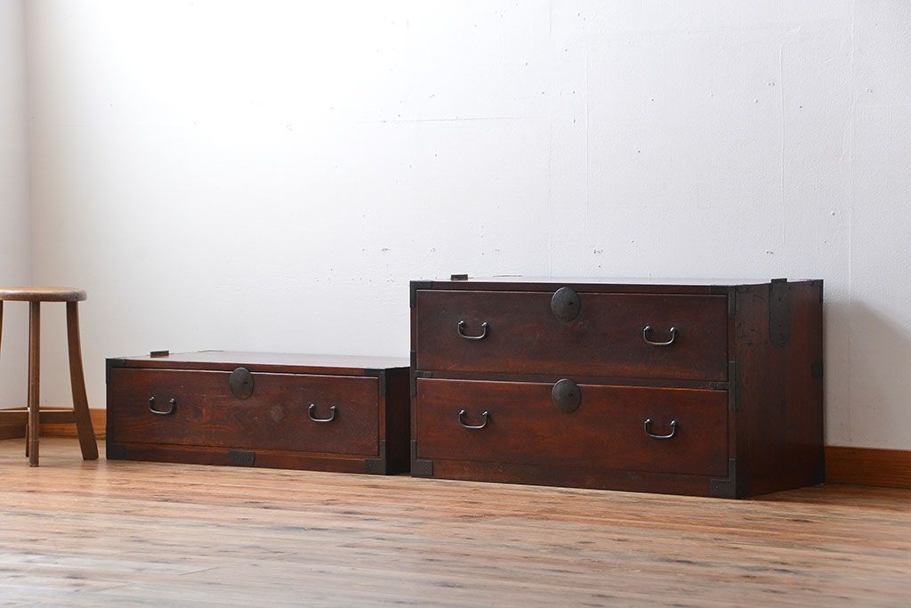 アンティーク家具　古民具・骨董　欅材!丸金具の時代箪笥テレビボード(ローボード)(2)