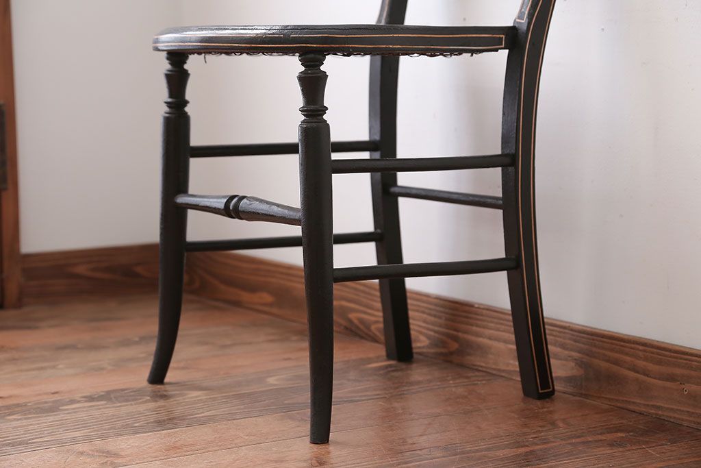 アンティーク家具　アンティーク　おしゃれで小ぶりなトールペイントチェア(1)