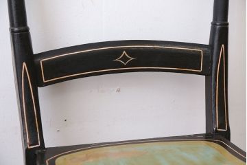 アンティーク家具　アンティーク　おしゃれで小ぶりなトールペイントチェア(1)