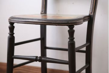 アンティーク家具　アンティーク　おしゃれで小ぶりなトールペイントチェア(1)