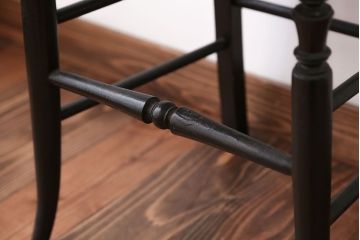 アンティーク家具　アンティーク　おしゃれで小ぶりなトールペイントチェア(1)