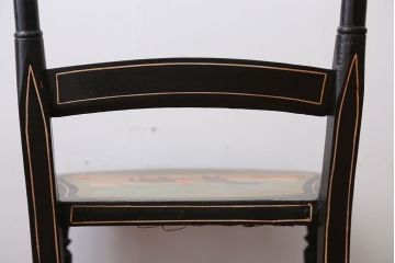 アンティーク家具　アンティーク　おしゃれで小ぶりなトールペイントチェア(1)