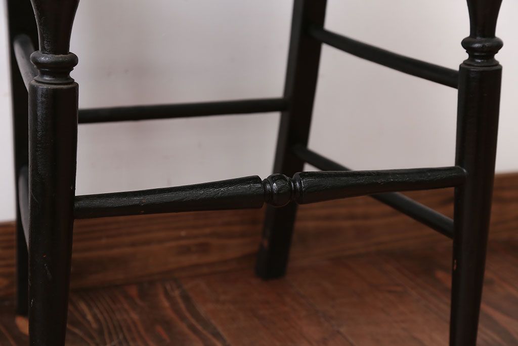 アンティーク家具　アンティーク　おしゃれで小ぶりなトールペイントチェア(2)