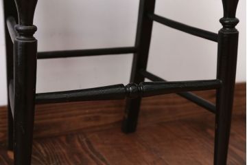 アンティーク家具　アンティーク　おしゃれで小ぶりなトールペイントチェア(2)