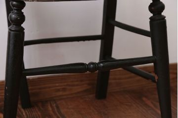 アンティーク家具　アンティーク　おしゃれで小ぶりなトールペイントチェア(3)