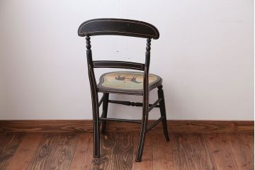 アンティーク家具　アンティーク　おしゃれで小ぶりなトールペイントチェア(3)