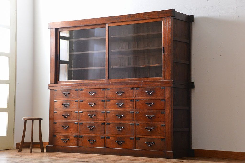 アンティーク家具　古民具・骨董　前面檜材のアンティーク重ね収納棚(水屋箪笥)