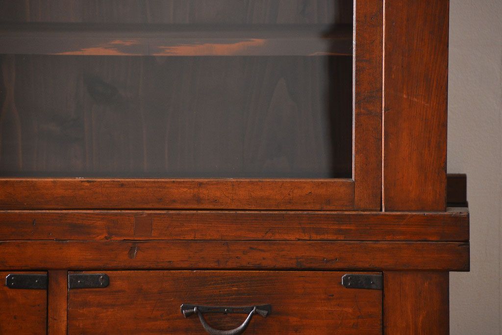 アンティーク家具　古民具・骨董　前面檜材のアンティーク重ね収納棚(水屋箪笥)